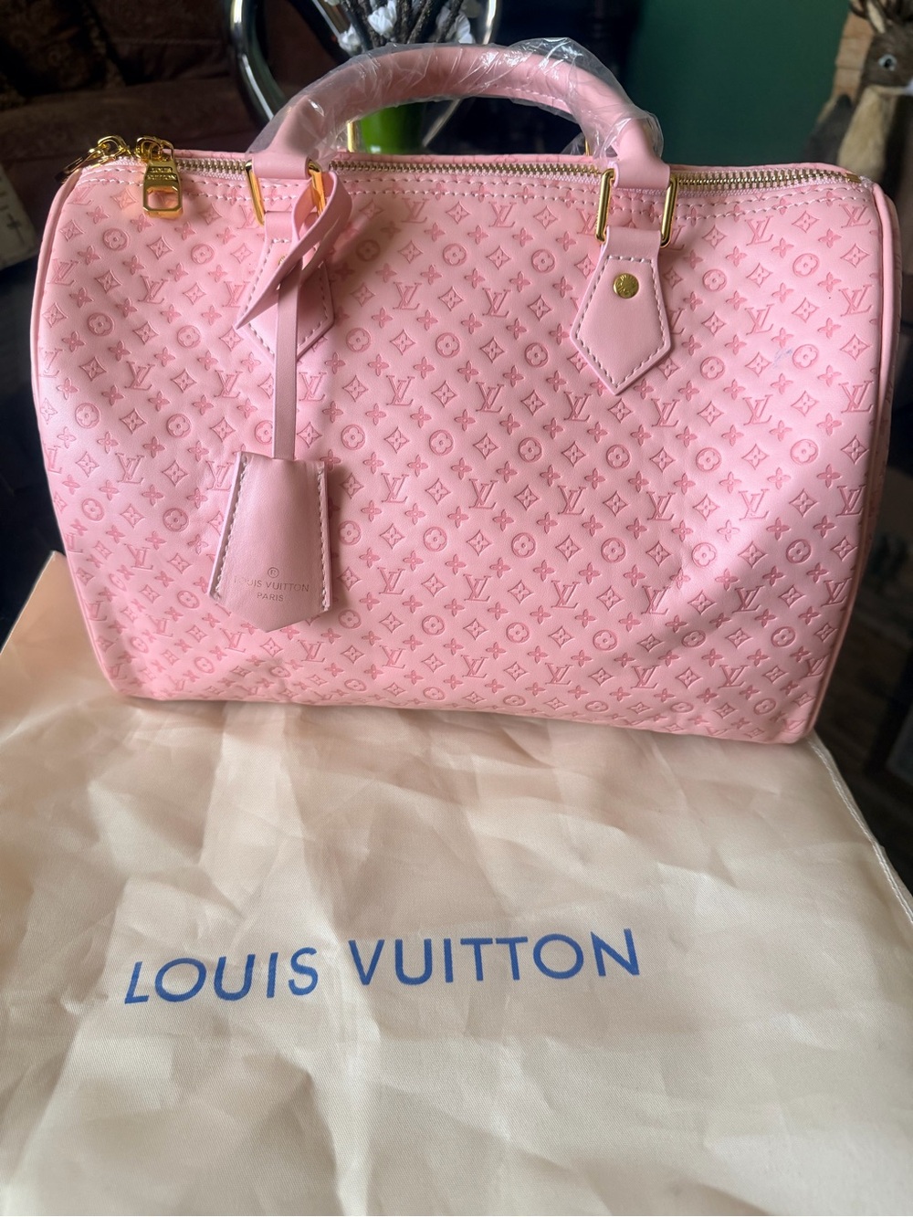 USED Speedy handbag Source Unknown Pink Monogram Satchel with Gold Hardware